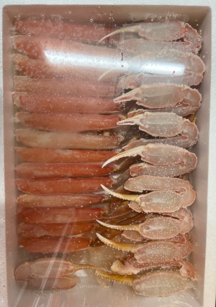 冷凍　生　ズワイカニ　ハーフポーション　1kg　化粧箱