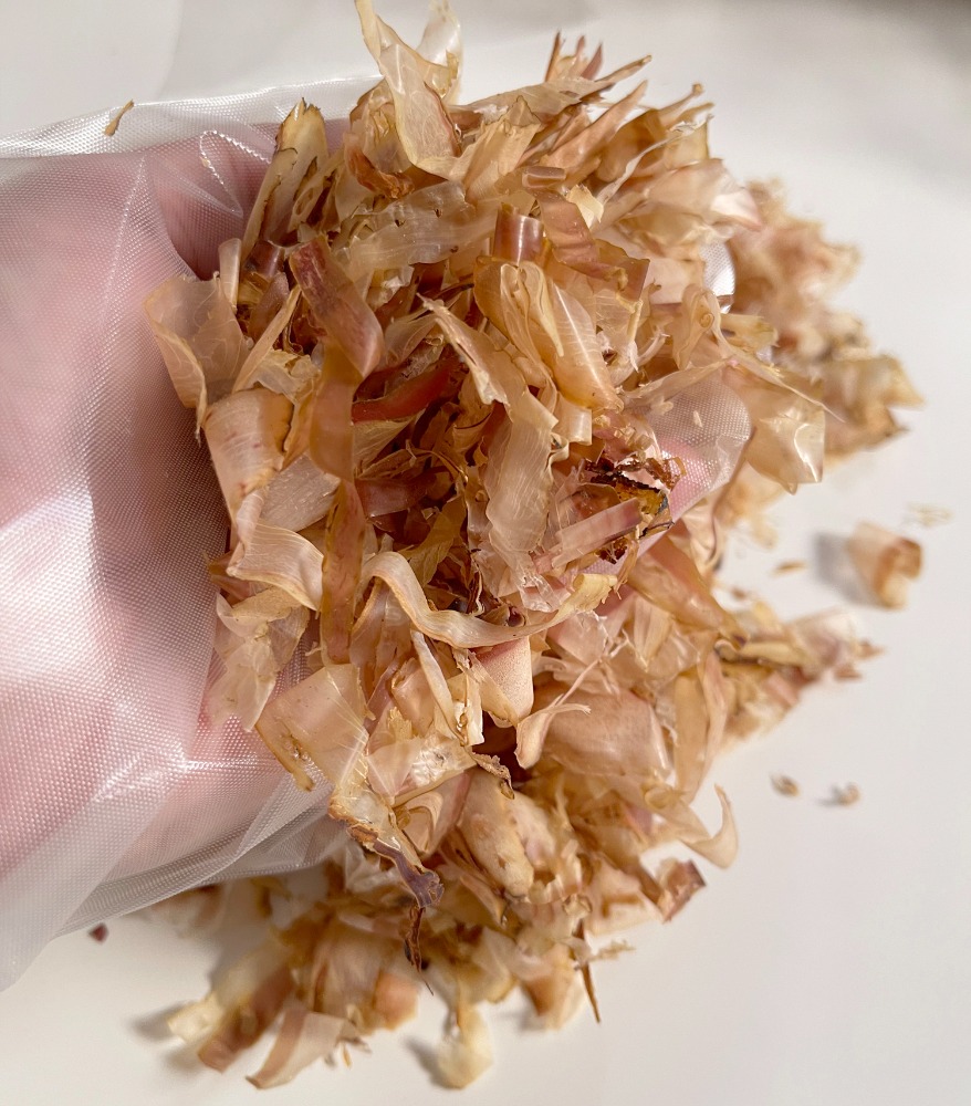 宗田(目近)削り節(中厚)1kg