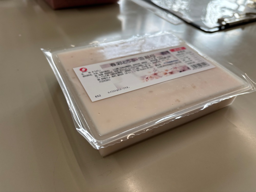 春彩豆腐雪割桜