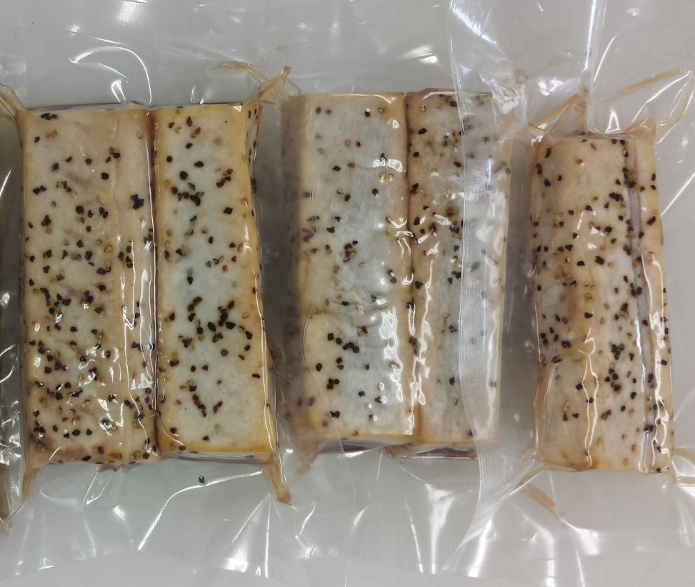 マグロのレアステーキ