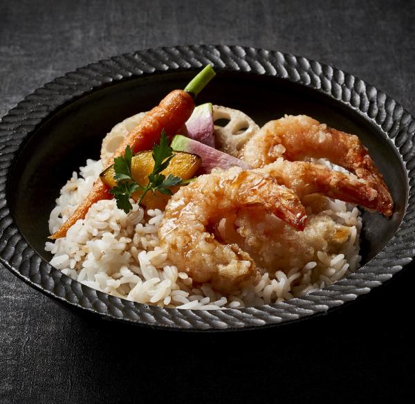 尾付きエビフリッターバックカット21/25IQF　10kg(約50尾/袋)