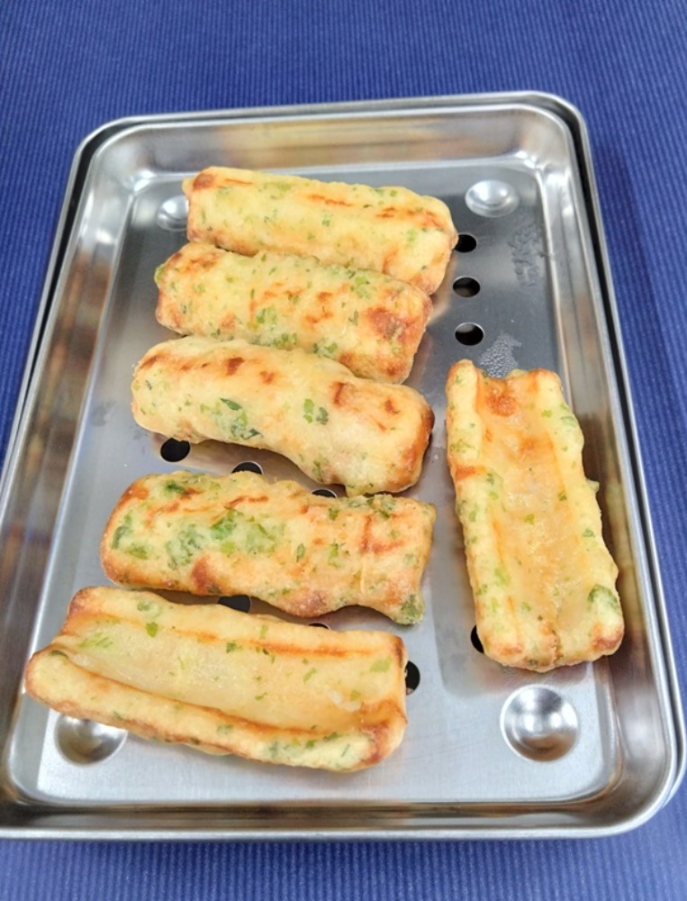 竹輪の磯部揚げ　50個入袋　（１/4カット）