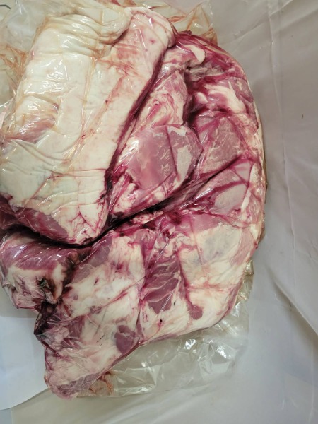 チルド　国産　豚　ウデ