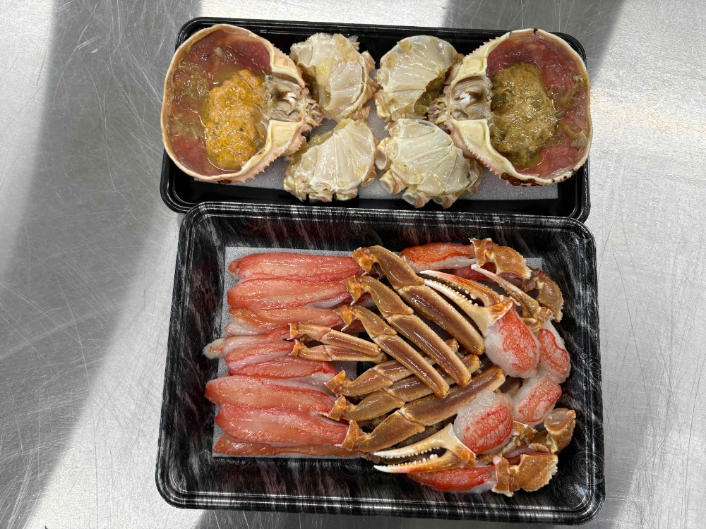 【簡単・便利】カニしゃぶセット(ズワイガニ)２杯分　蟹味噌付き