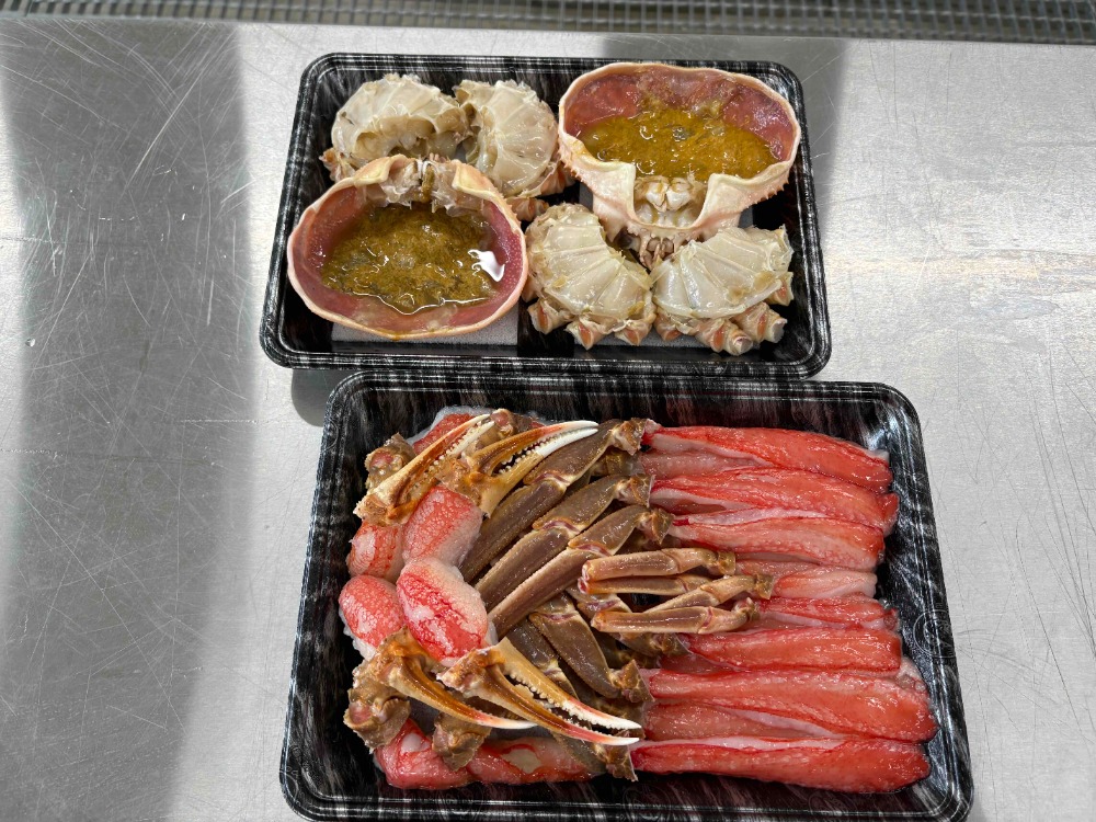 【簡単・便利】カニしゃぶセット(ズワイガニ)２杯分　蟹味噌付き