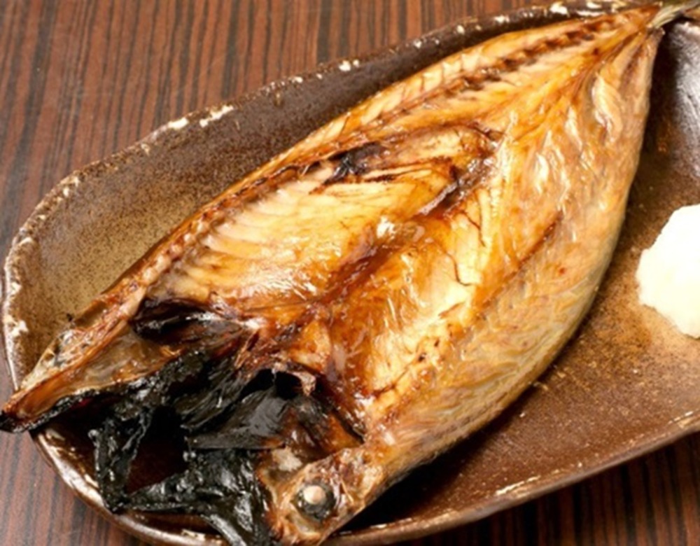 特大金華さば開干し2L330g~380ｇx10枚x３合（30枚）