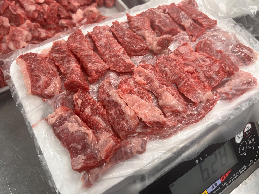 【黒毛和牛】焼肉用3種盛り（バラ・赤身・ウデ）1kg　指定不可