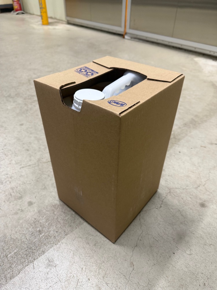 キャノーラ油　15.9kg