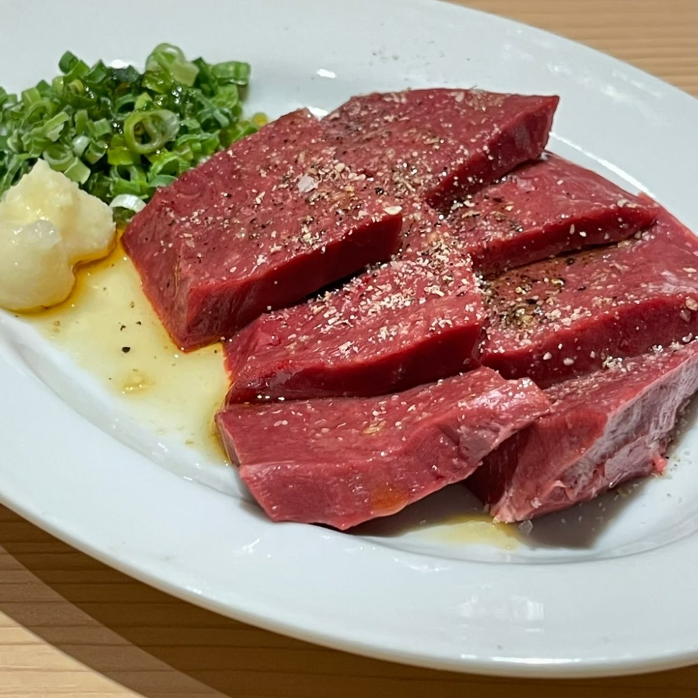 馬刺し　霜降り　1kg　個食パック