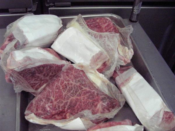 A5米沢牛もも500gカットぐりむきサク取りブロック極上冷凍0706