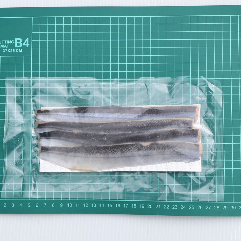 冷凍　生食　さんま　フィレ　4枚x100　岩手県　刺身用　真空