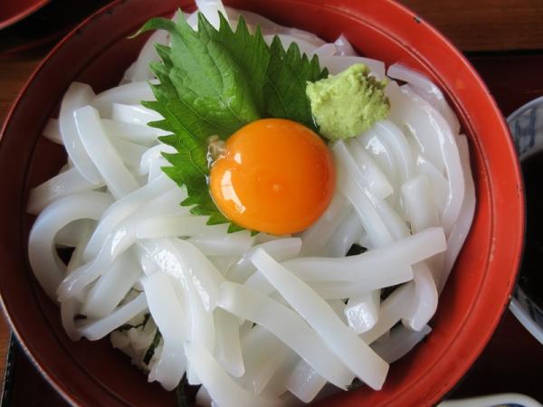 【生食用】刺身いか規格外品　青森県産するめいか　サイズＭＩＸ