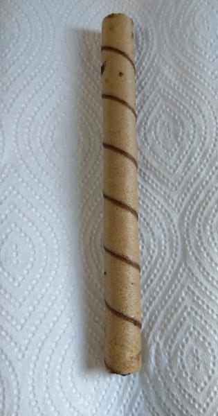 インドネシア　ウエハースロール　チョコバナナ味　ハラル