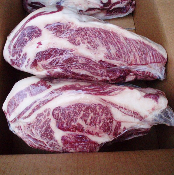 ★値下げ【交雑牛Ｂ３クラス以上・カタロース】ネックなし