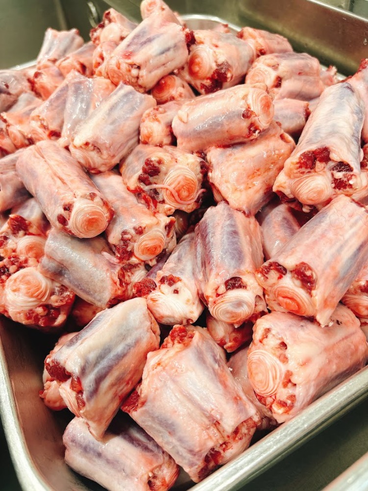 【九州産】黒毛和牛テール（小）（約1kg）