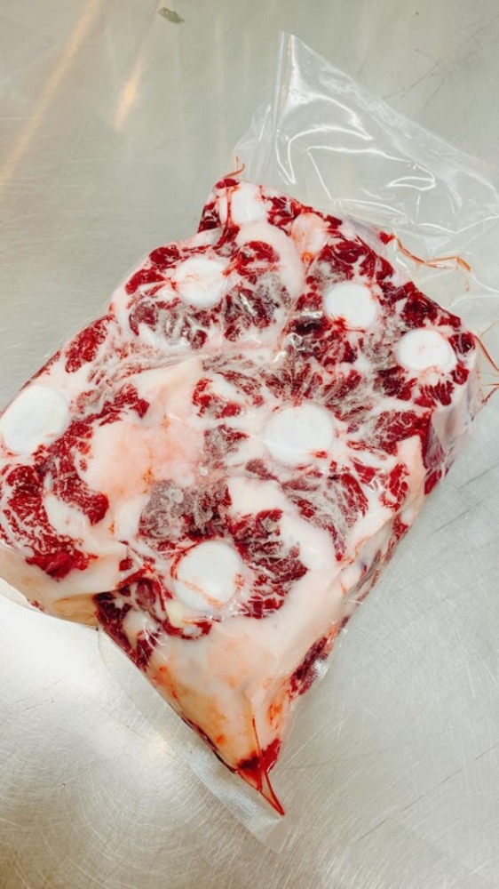 【九州産】黒毛和牛テール1頭分（約1kg〜1.5kg）