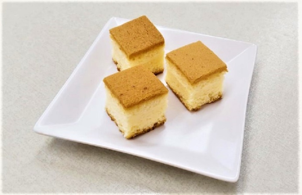 カット済みケーキ　ベイクドチーズ（ベトナム産）