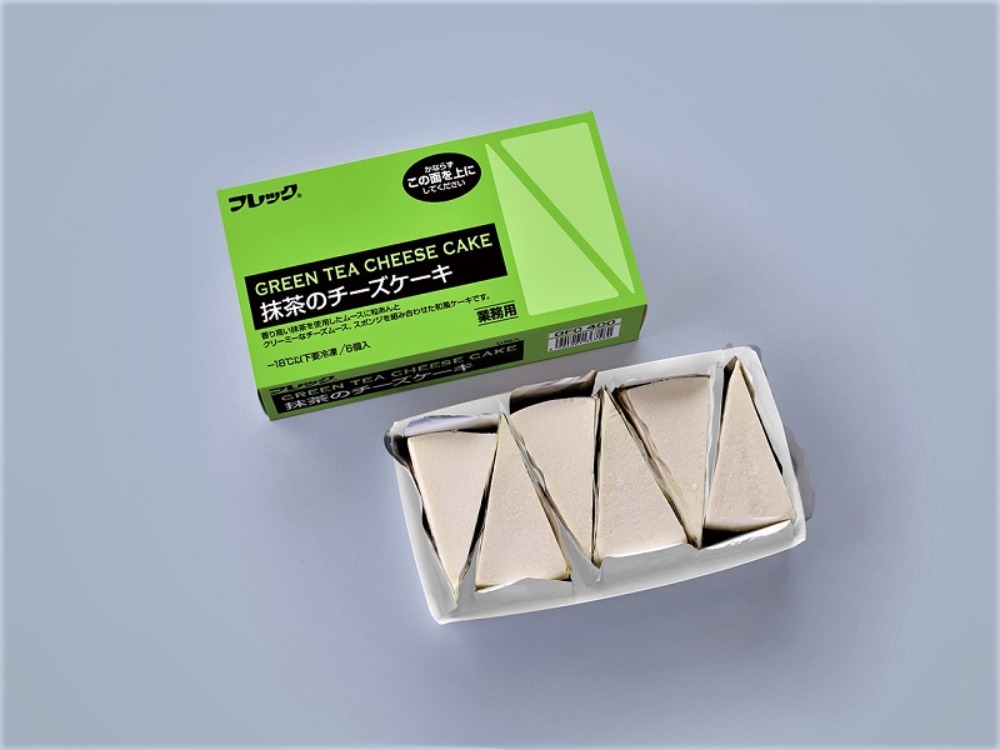 抹茶のチーズケーキ【スポンジを組み合わせた和風ケーキ！】