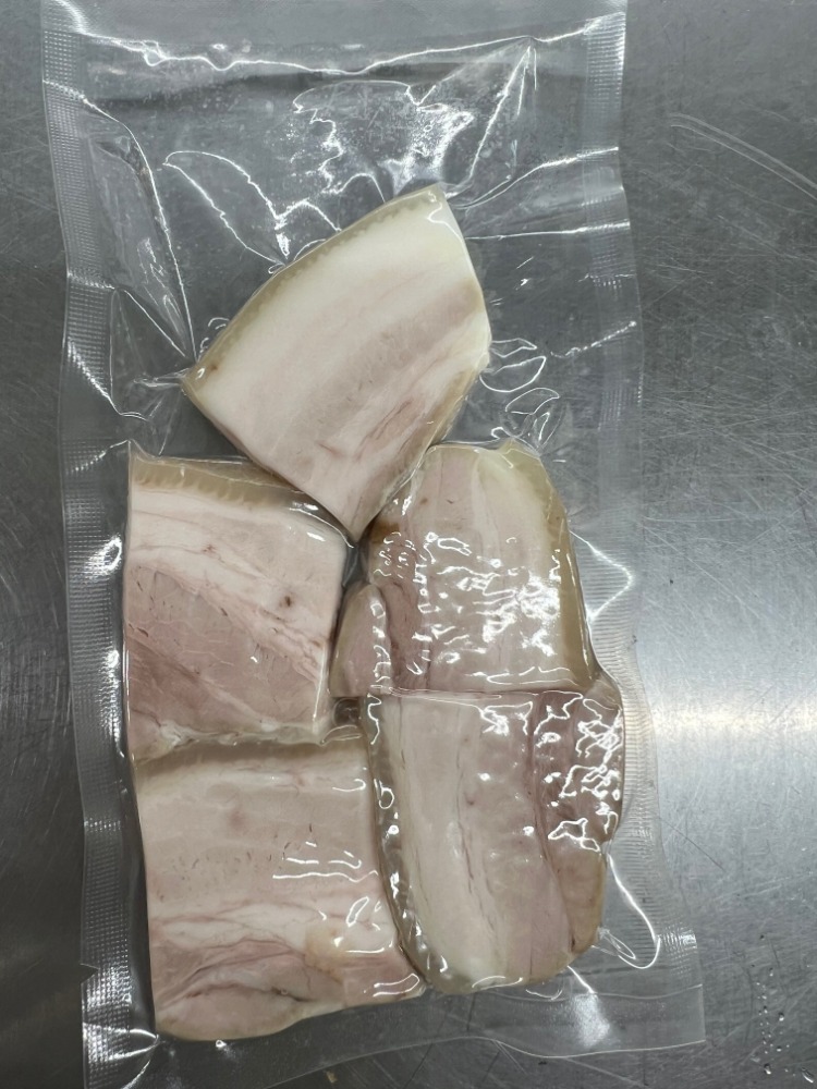 5袋単位お得！むし豚（カット済・バラ肉・味付済）真空パック