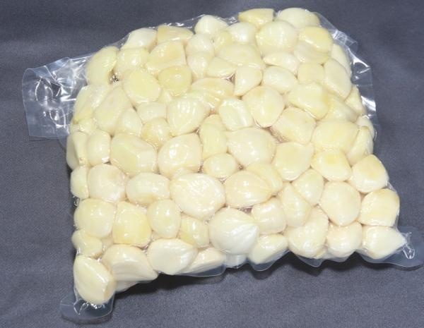 【青森県産】むきにんにく・大蒜（白玉王）大〜中粒1kg✕3パック