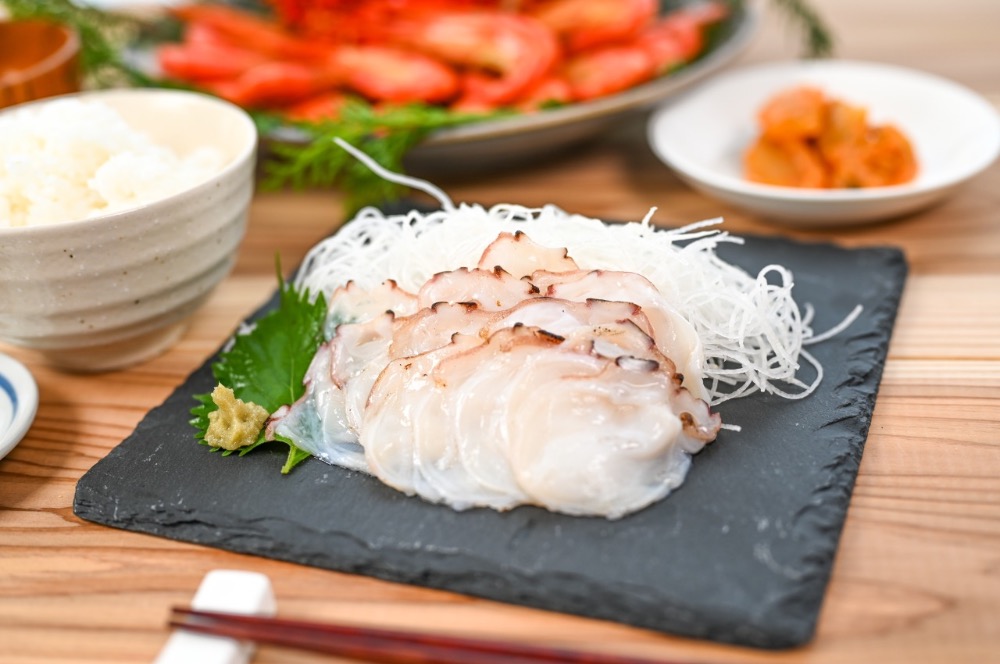 北海道産　たこ炙り刺し　水タコ　みずたこ　炙り薄造り120g入り