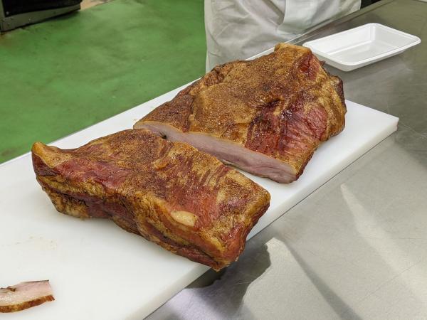 発色剤・保存料・着色料　不使用　ベーコン