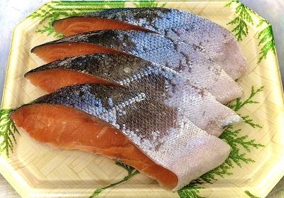 銀鮭切身　100g