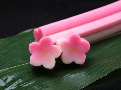 梅麩　京生麩　なまふ　冬の食材　花麸　おせち