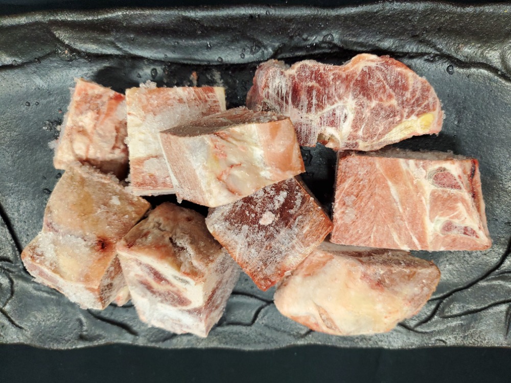 冷凍　マトン　骨付き肉ブツ切り　オーストラリア　ハラル　1kg