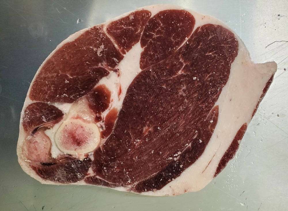 冷凍　ラムもも肉スライス(約2cm)　ステーキ・煮込　AUS