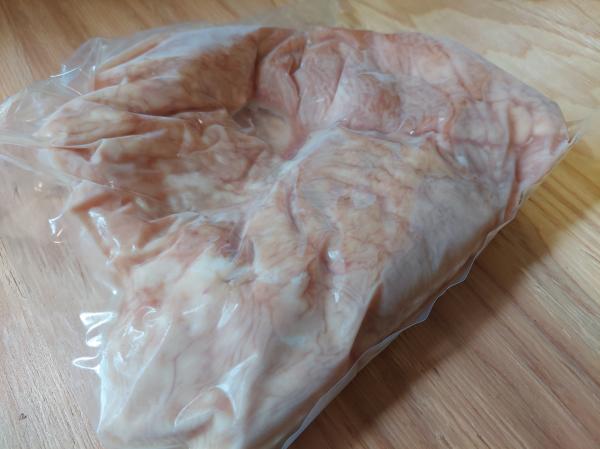 近江牛ホルモン　　盲腸　直腸　　冷凍　テッポウ　1kg