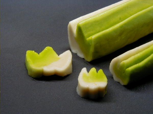 【季節の御薦め品！職人技が冴えます逸品！】竹棒麩（小）