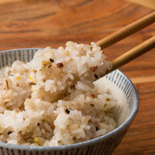 【小分け】まるで白米ホワイト雑穀27kg（900gx27袋）保存袋