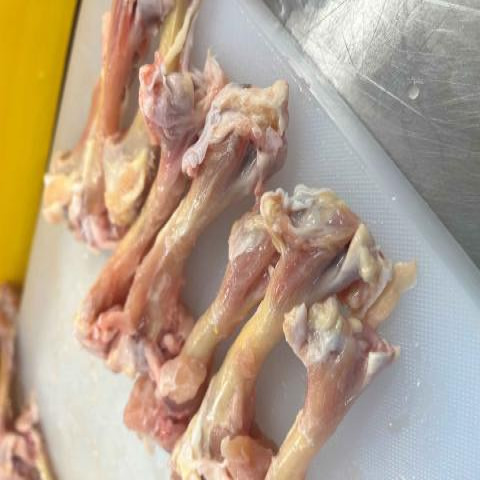 【送料無料】地鶏ガラ　手羽元