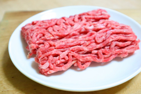 【送料無料】牛肉挽き材