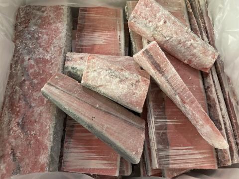 送料無料 生食可 本マグロ 端材 柵 切落し 中トロ昆じり赤身 卸 即売市場 業務用食材卸売市場 Mマート