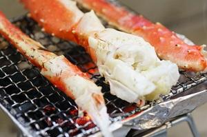 【送料無料】ロシア産  生冷本ずわい蟹（焼き蟹・鍋用カット）  2Lサイズ