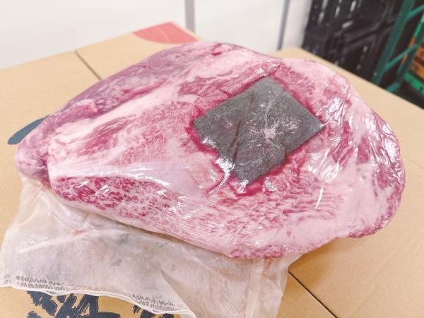 【新商品】【新商品】鳥取和牛　黒毛和牛　A5　かめのこ　赤身　※肉質良※　冷蔵
