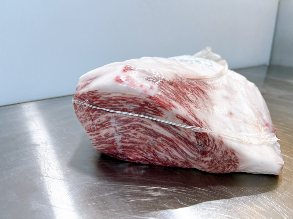 【新商品】【新商品】鳥取和牛　黒毛和牛　A5　イチボ　いちぼ　肉質良　冷蔵