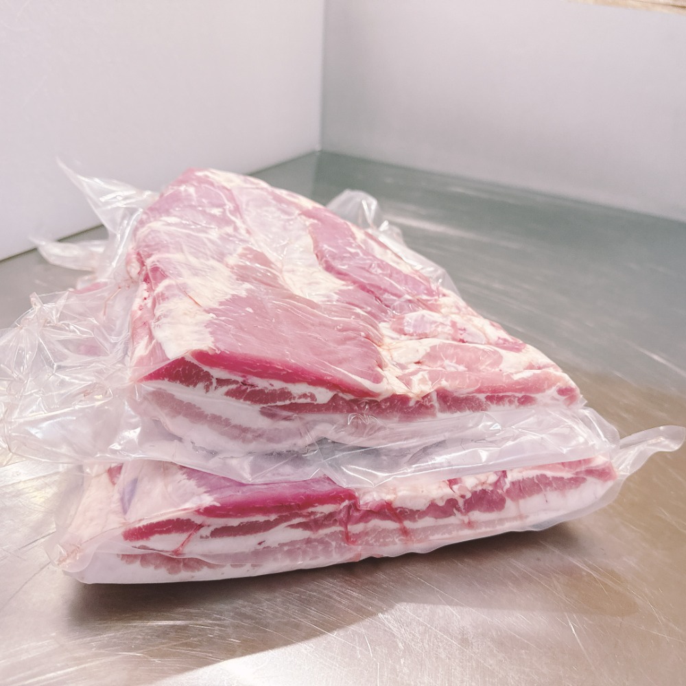 【新商品】【新商品】鳥取県産　大山豚　国産豚　4本入/1セット　2分割　豚バラ　冷蔵