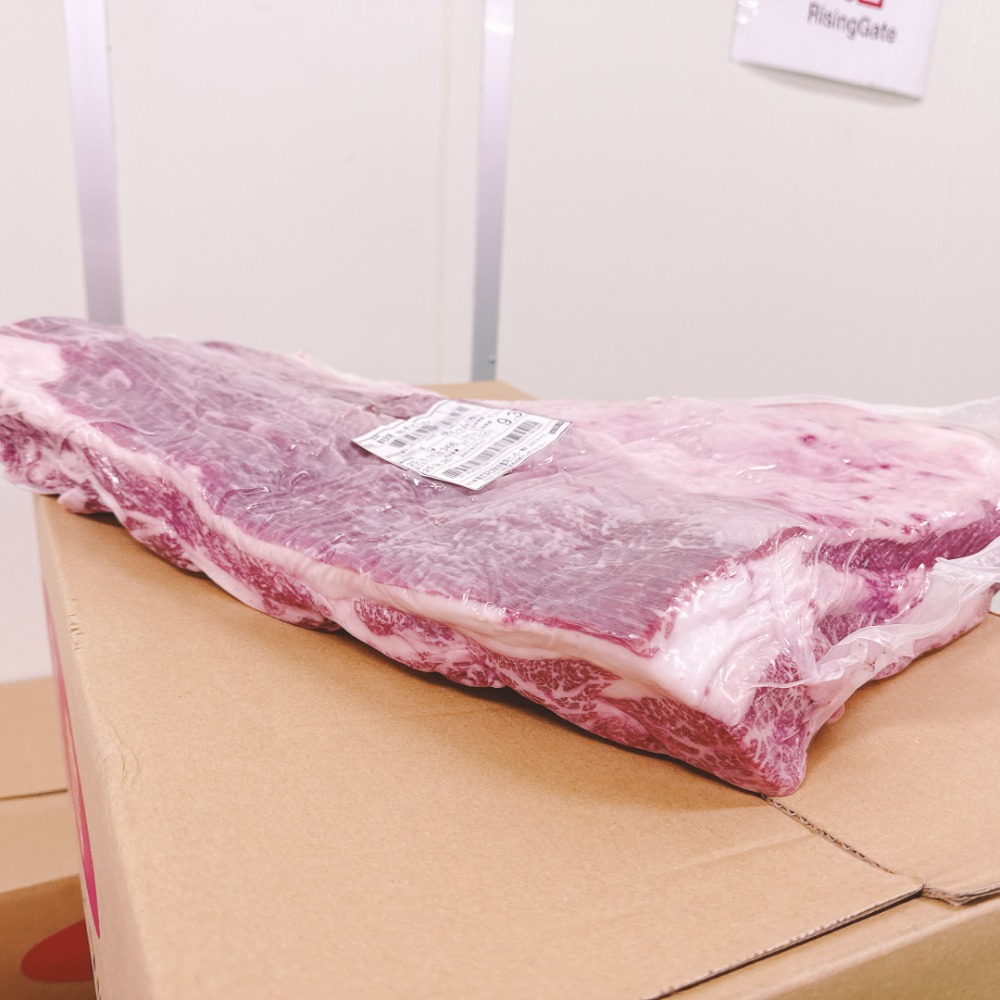 【新商品】【新商品】鳥取和牛　黒毛和牛　A5　カルビ　外バラ　霜降良　冷蔵