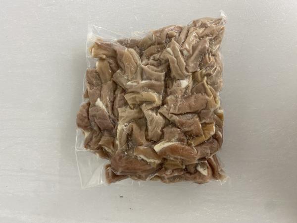 品質高　国産豚　モツ　豚小腸　ボイル　カット