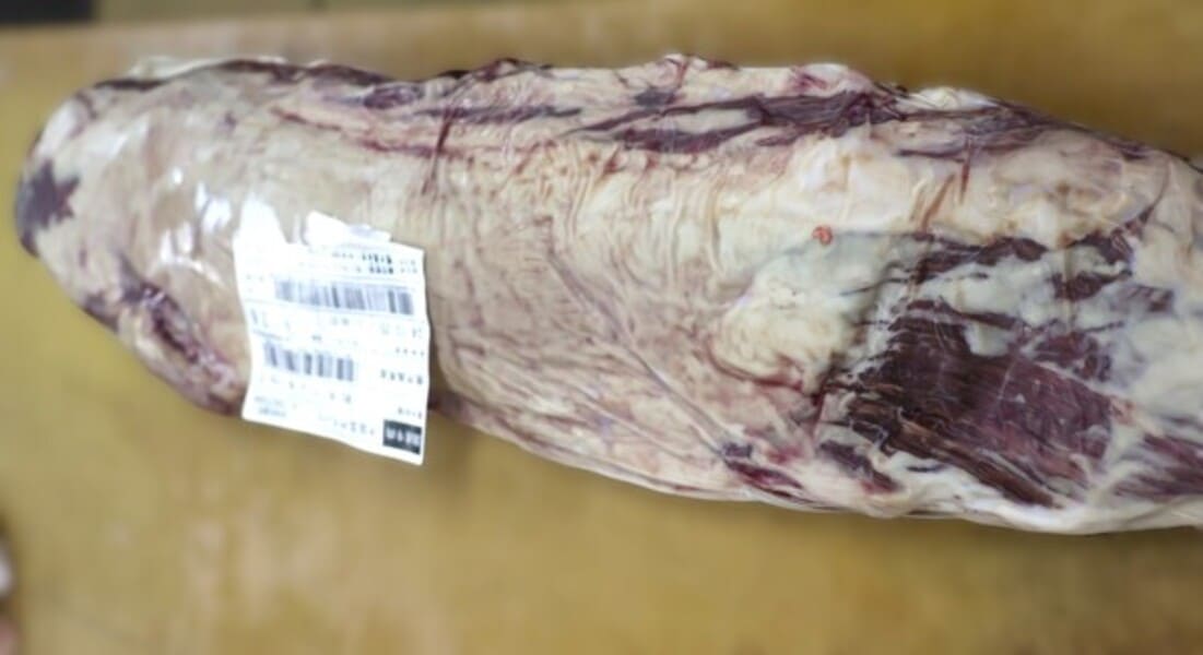 【A5】【数量限定】鹿児島県産黒毛和牛　ヒレ2分割（冷蔵）