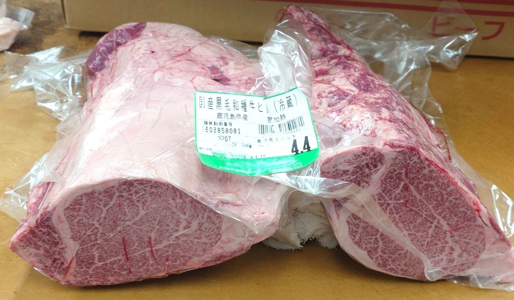 【A5】【数量限定】鹿児島県産黒毛和牛　ヒレ2分割（冷蔵）