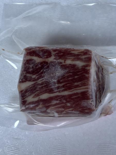 ☆熊本・カナダ産熊本肥育　馬肉　馬刺し３枚バラ　約50g