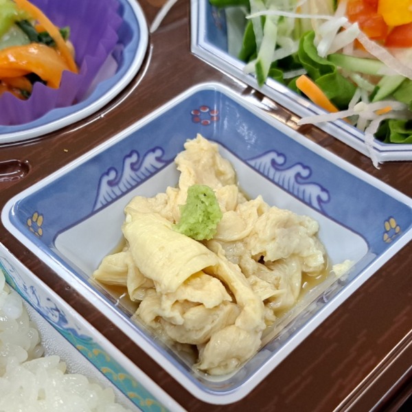 新　万能素材　生ゆば端材　刺身湯葉　和え物　天ぷら　煮物　等