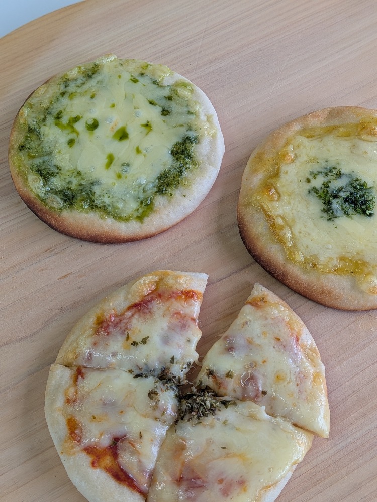 【国産米粉】ピザアソート(トマト・バジル・カレー）3種x10枚