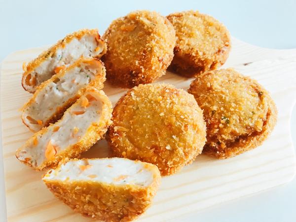 逸品　五島列島　あじのすりみカツ　あじのすり身のコロッケ