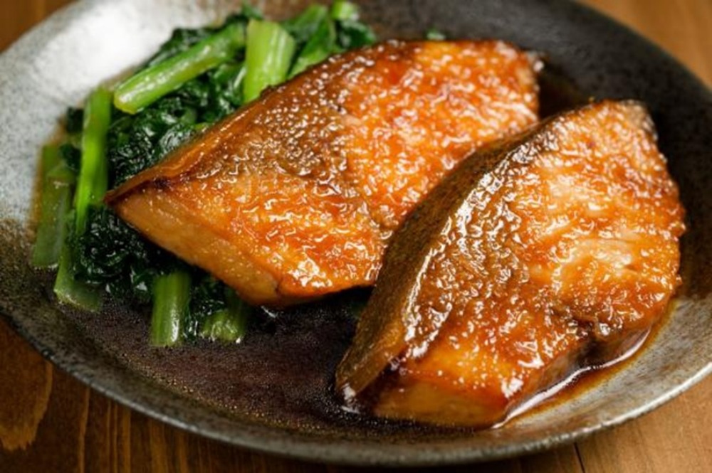 ブリ切身（養殖）60gサイズ　5kg　養殖だから安定の美味！