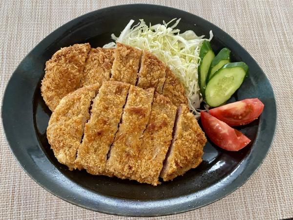 鹿児島県産　黒豚　肩ロース　トンカツ　140g（30枚）